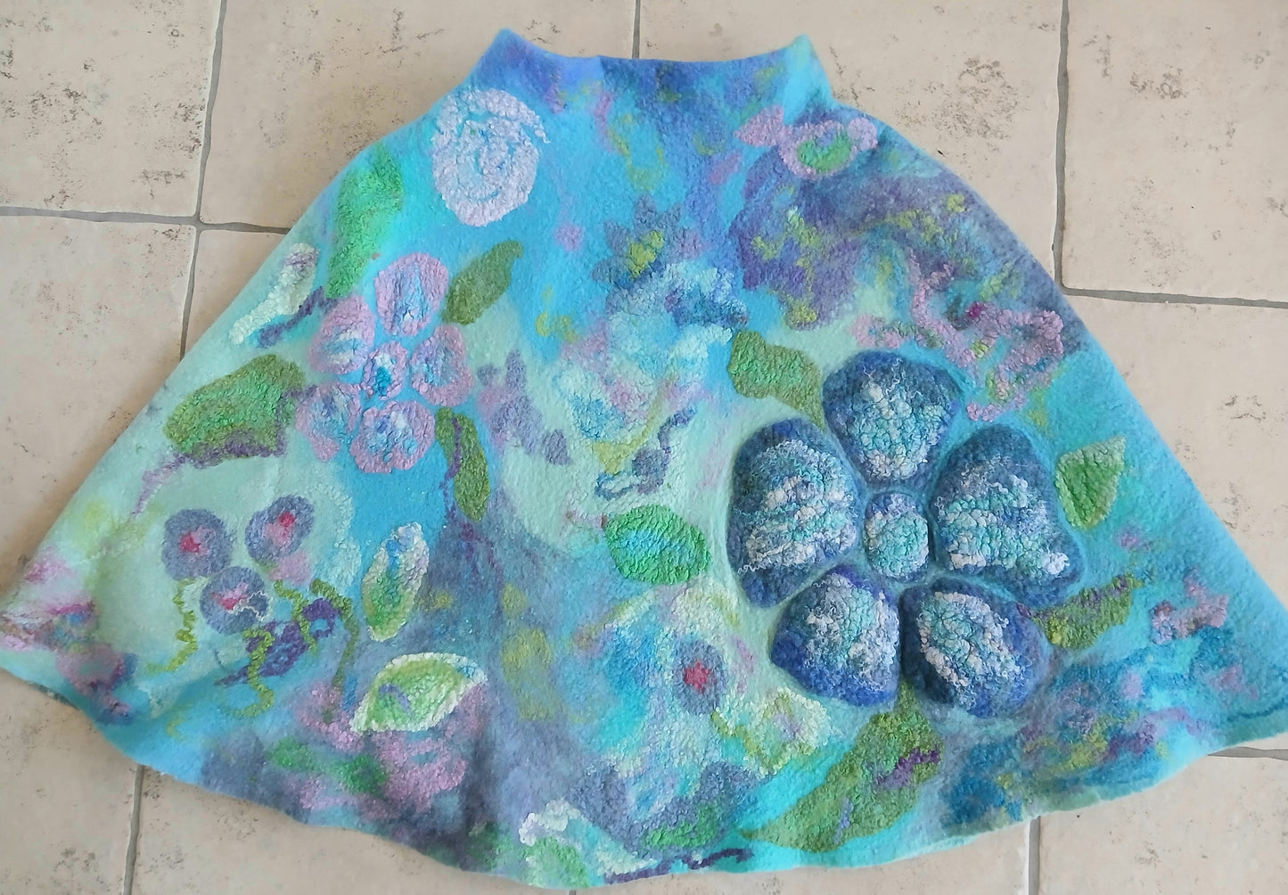 Cape- Blue Garden