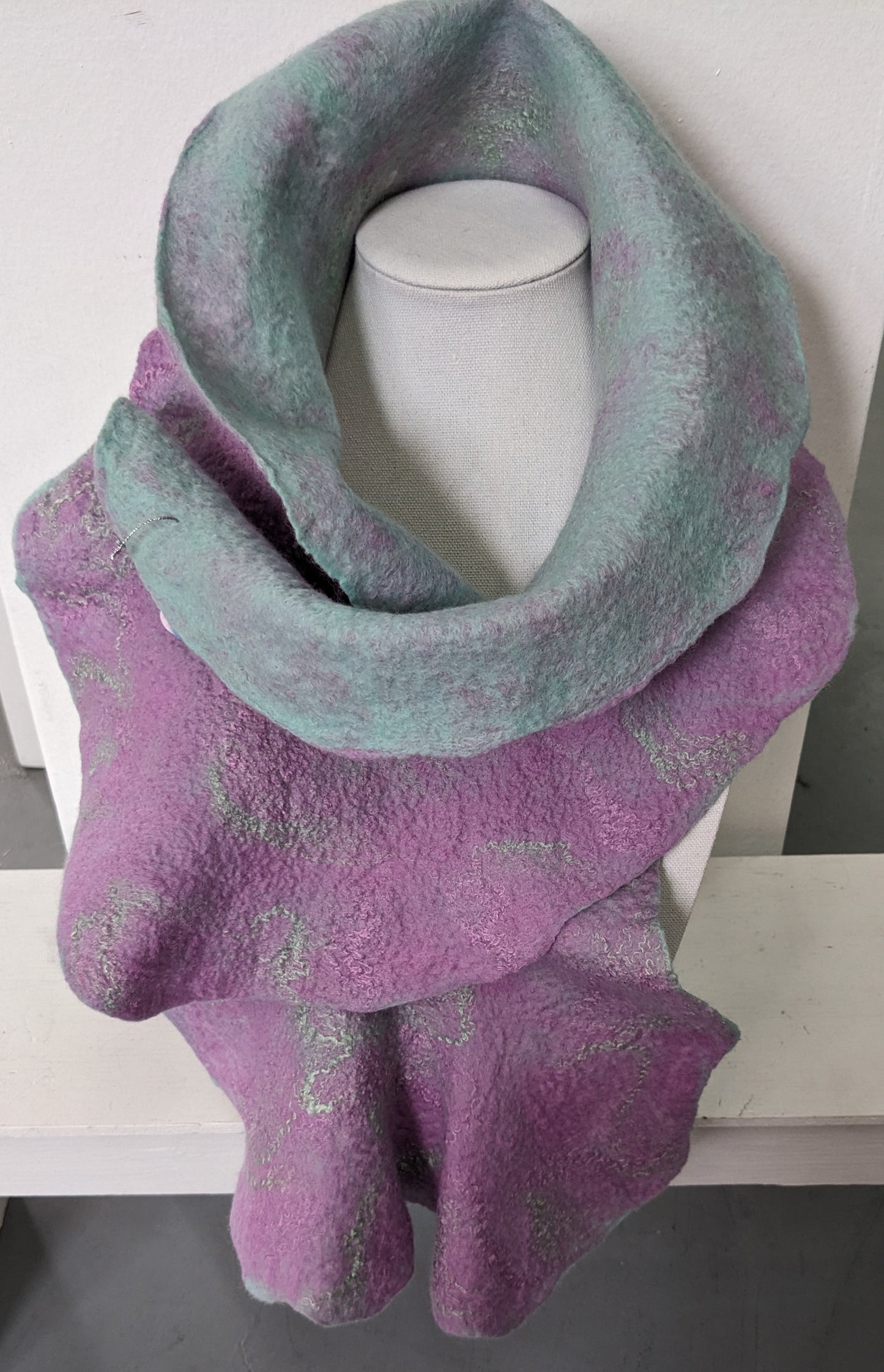 Ruffled Scarf Mint