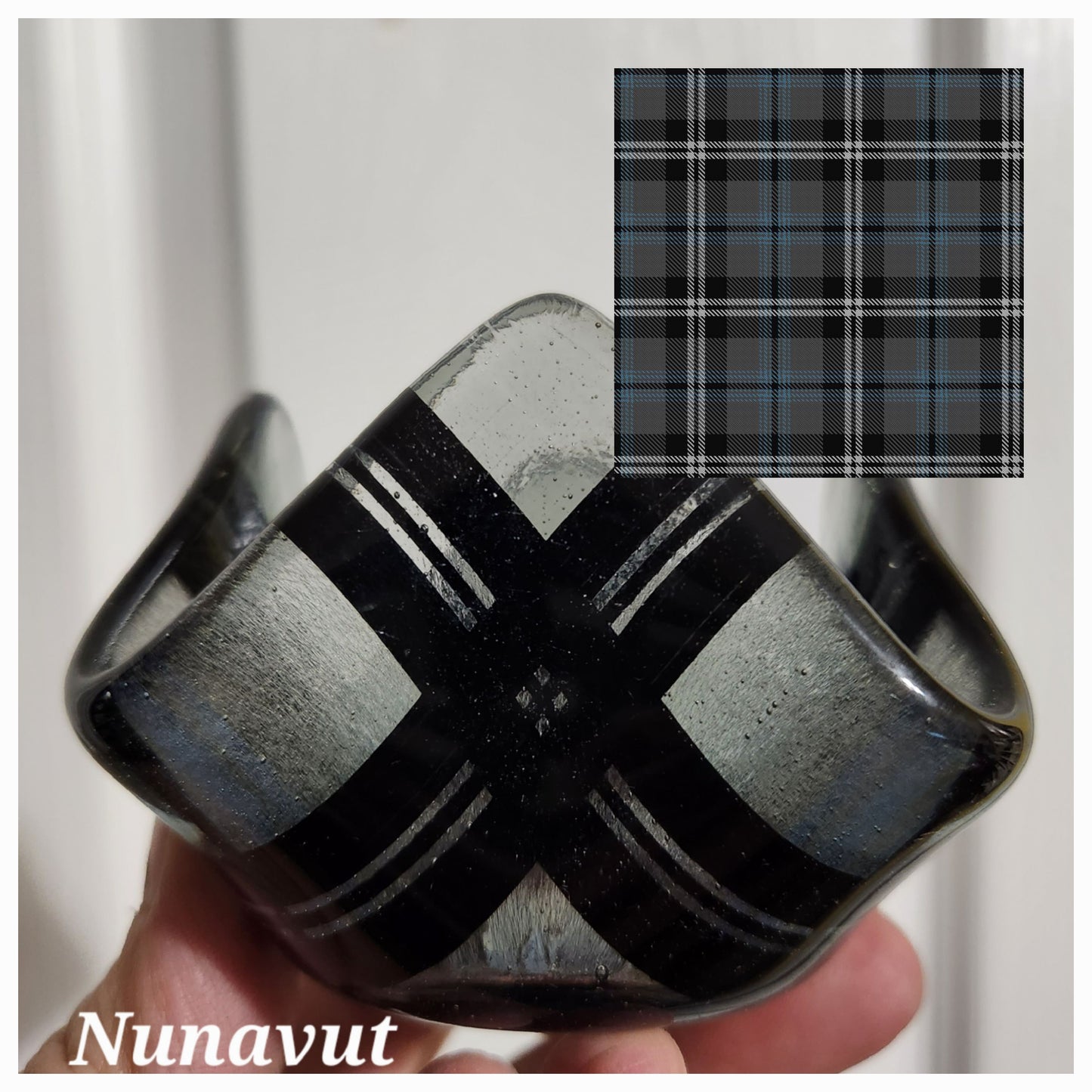 Nunavut Tartan Tea Light