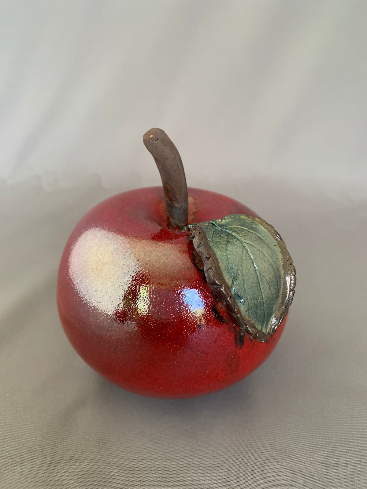 Raku Apple Sculpture JR545b – front view
