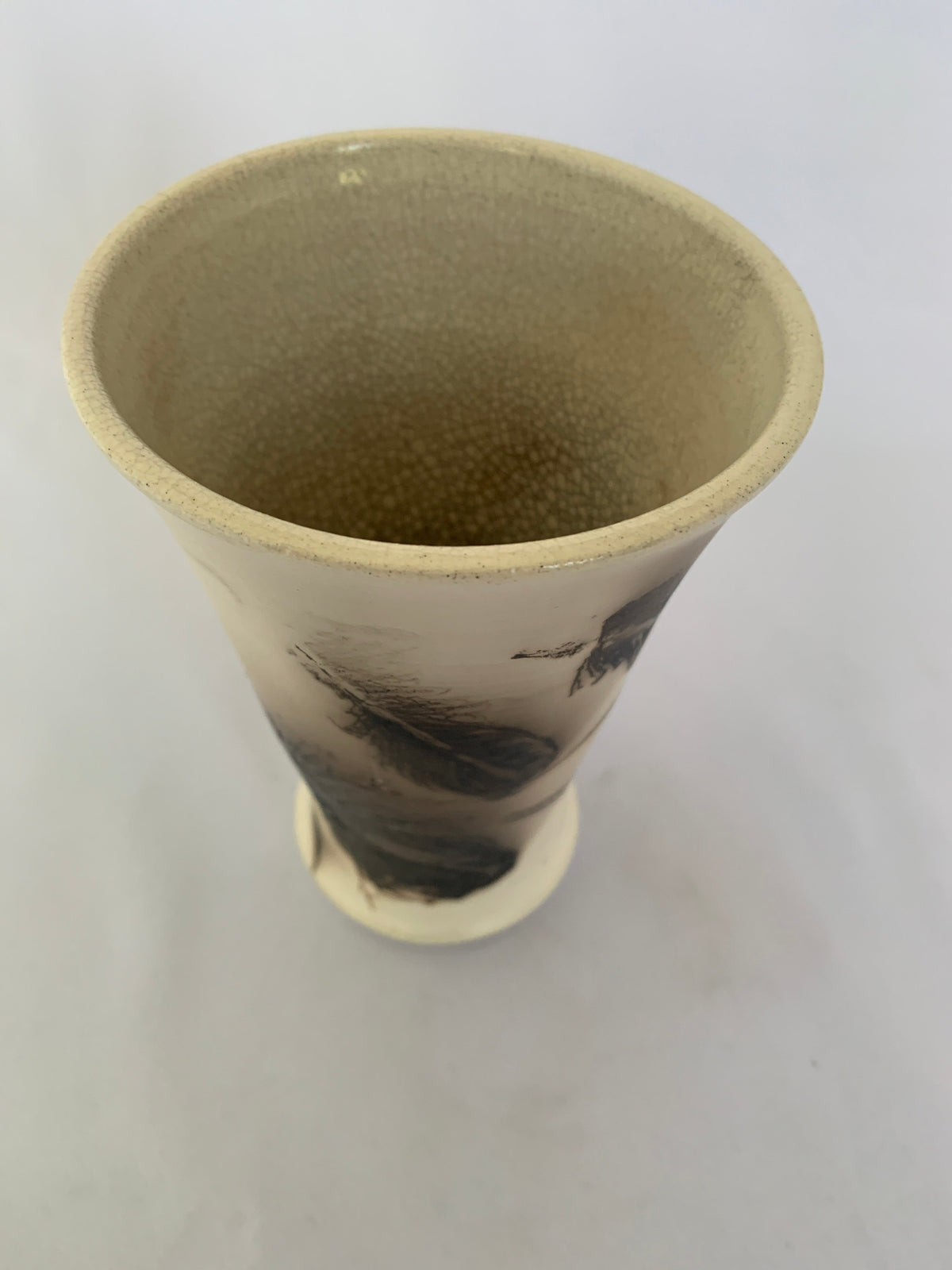 Horsehair & Feathers Raku Vase JR550 – top view showing interior glaze