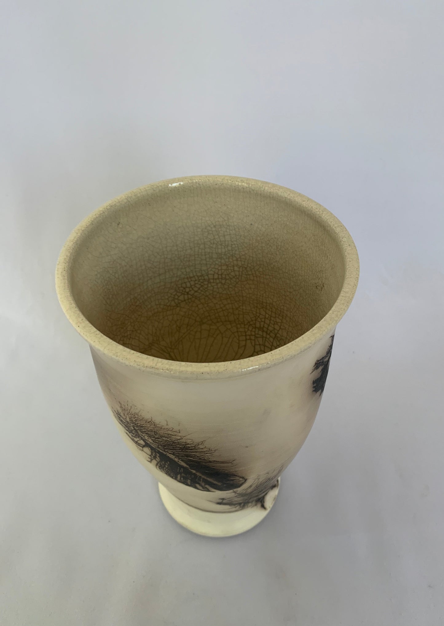 Horsehair & Feathers Raku Vase JR553 – top view showing interior glaze