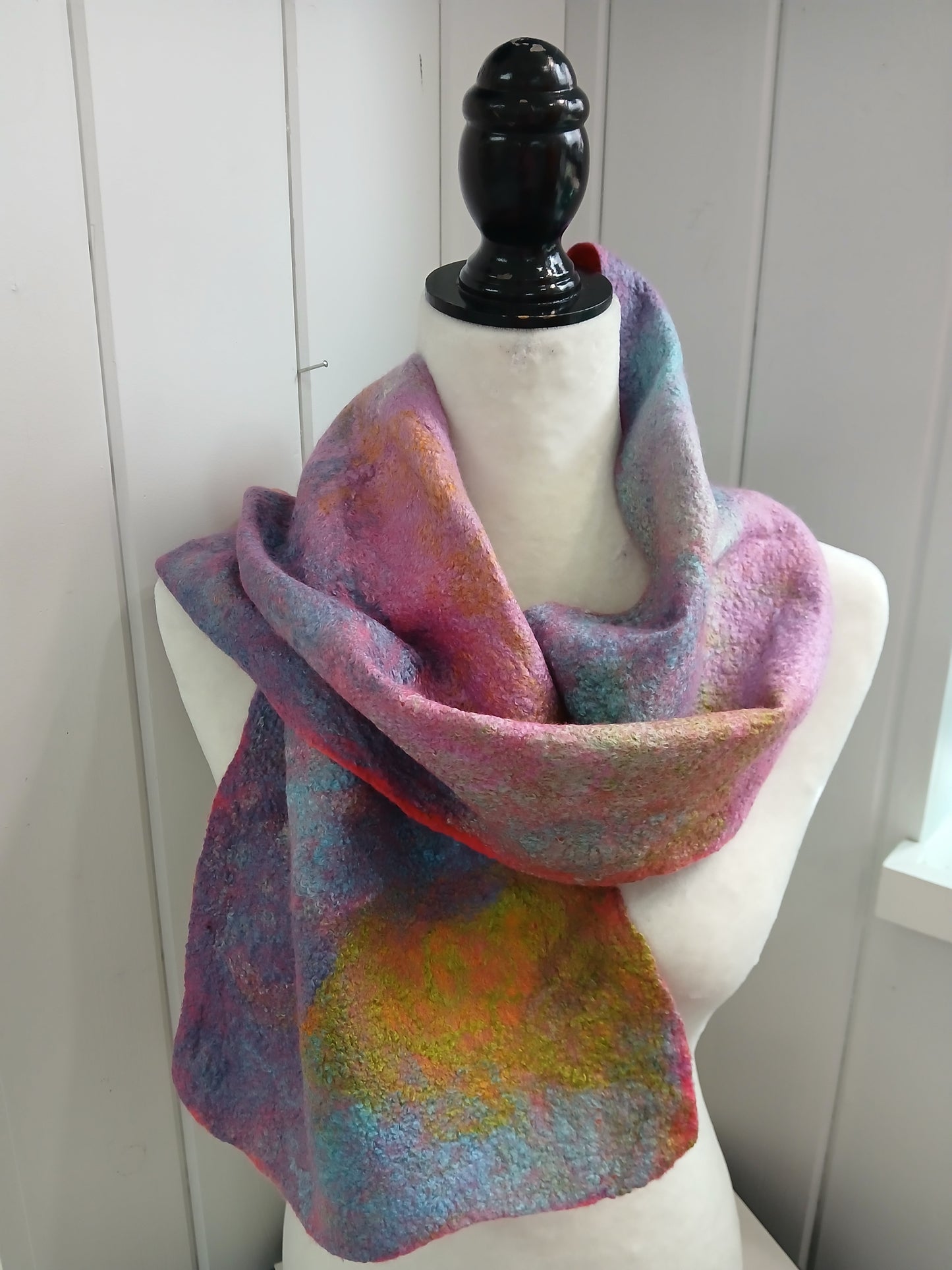 Scarf large coral